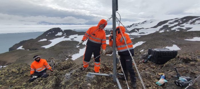 INACH mostró a la comunidad el funcionamiento de sus sensores del cambio climático en la Antártica