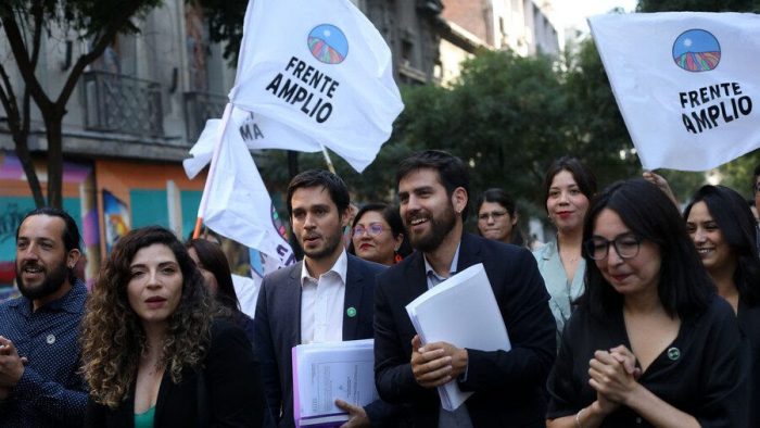 Frente Amplio se convierte en partido y debutará en elecciones municipales