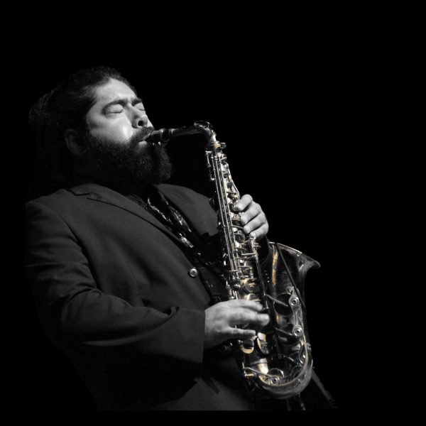 Saxofonista Sergio Olivares y su Cuarteto Fusión en Lo Barnechea
