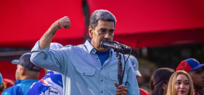 En medio de denuncias de irregularidades, CNE proclama como ganador a Nicolás Maduro