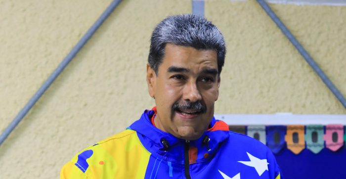 Maduro llama a sus simpatizantes a un remate de votos en plenas elecciones presidenciales