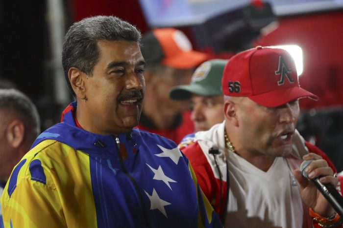 En medio de denuncias de irregularidades, CNE proclama como ganador a Nicolás Maduro