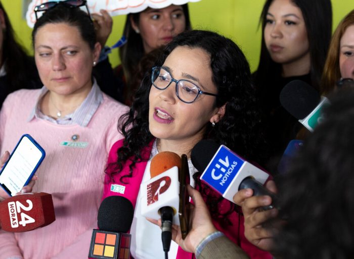 ¿Qué pasó con Macarena Bravo? Partido Republicano cambia candidata por Maipú de la noche a la mañana