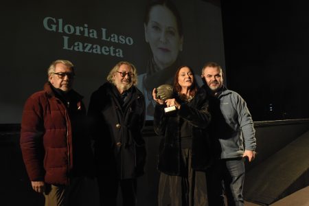 Gloria Laso recibe distinción a su trayectoria en los Temporales Teatrales