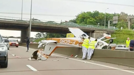 Tres muertos al caer una avioneta sobre una autopista cerca de París