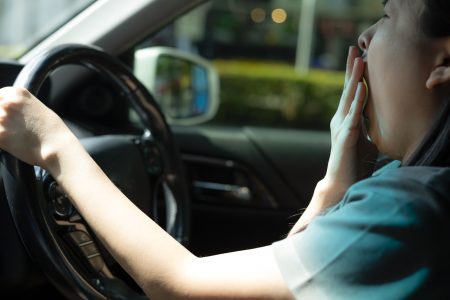 Consejos para una conducción nocturna segura: accidentes suelen ocurrir entre las 19 y 22 horas