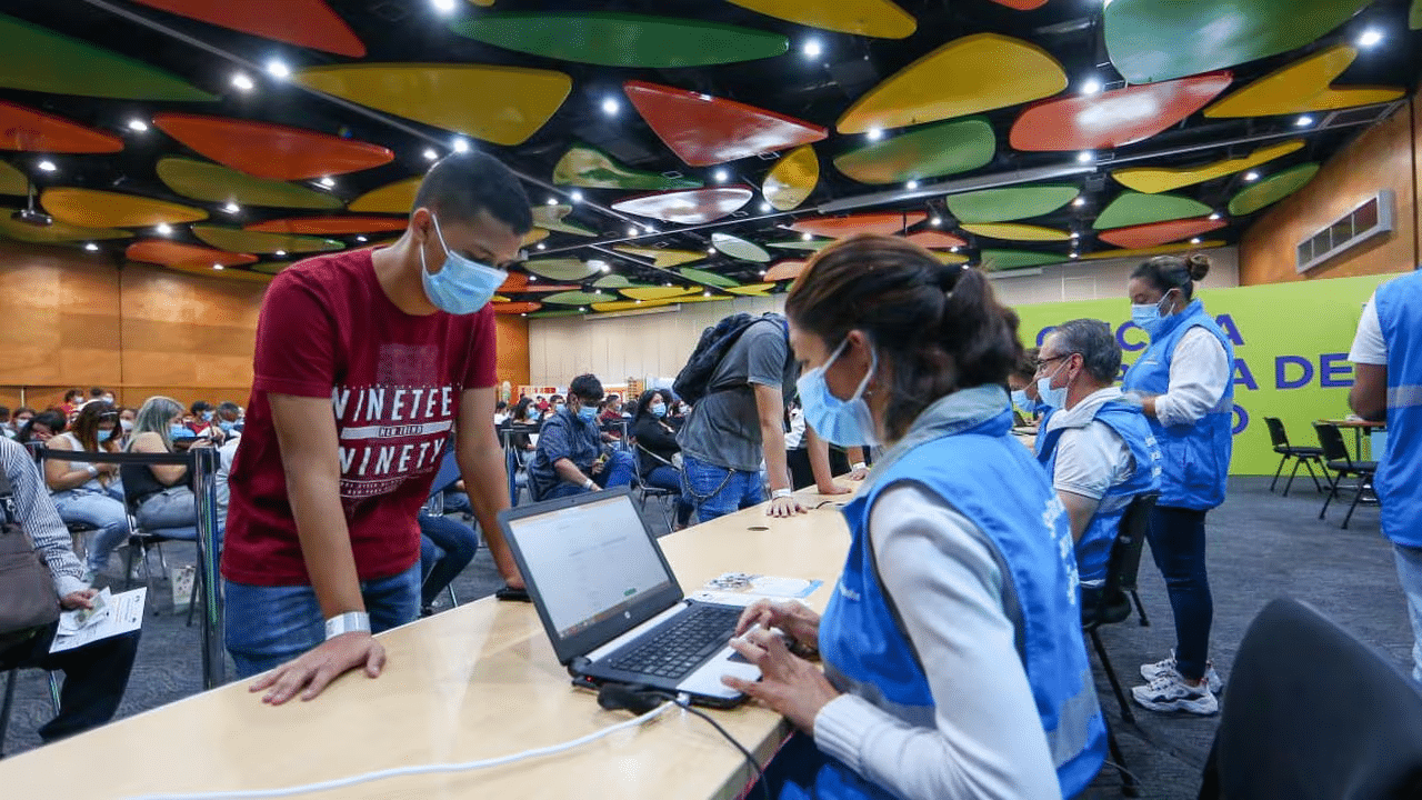 El desempleo baja en marzo en EEUU al 4,3 % con una creación de 178.000 puestos de trabajo