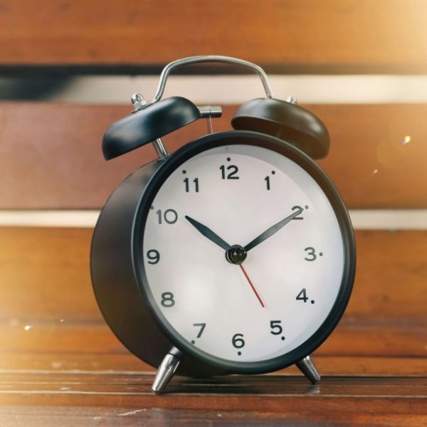 Cambio de hora 2024: revisa cuándo se volverán a modificar los relojes