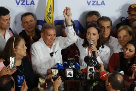 María Corina Machado dice que el “nuevo presidente electo” de Venezuela es Edmundo González