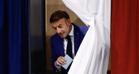 Macron deja en suspenso decisión sobre nuevo gobierno para viajar a cumbre de la OTAN