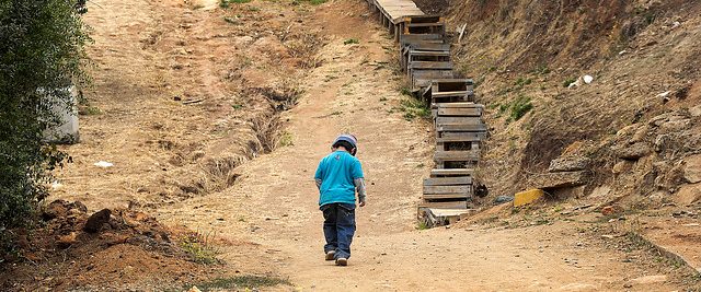 Campaña busca garantizar que los niños crezcan en un entorno de cuidado