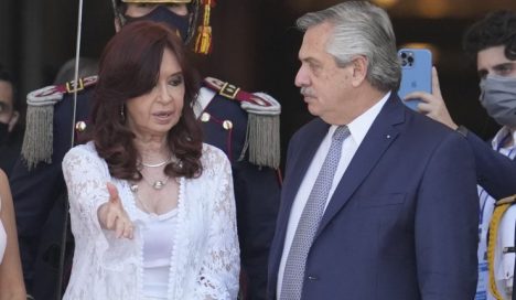 Cristina Fernández critica a Alberto Fernández: misoginia y machismo no tienen “bandera partidaria”