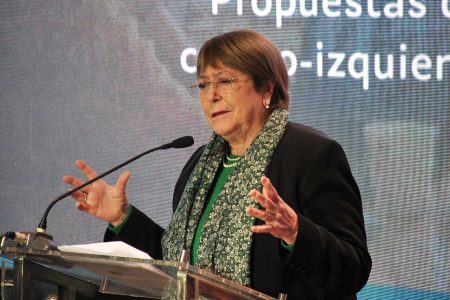 El rol de Michelle Bachelet: aglutinar a la izquierda y traspasar el capital en las presidenciales