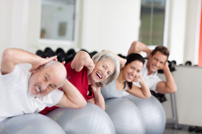 Practicar ejercicio favorece la independencia y síndromes geriátricos en personas mayores