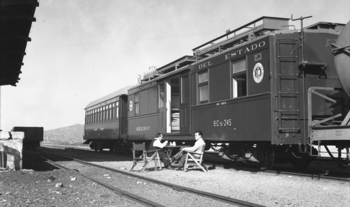 Exposición “Por la línea corre el tren”