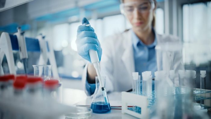 Doctorado en Biotecnología Traslacional recibe acreditación por dos años