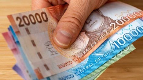 Fonasa devuelve miles de millones en excedentes: consulta con tu RUT si recibirás dinero