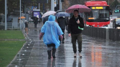 Lluvia en Santiago: conoce a qué hora comienzan las precipitaciones hoy martes en la RM