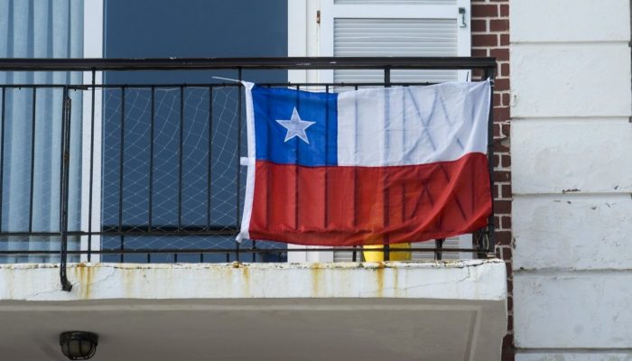 Cuál es la multa por no izar la bandera chilena en las casas durante las fechas patrias