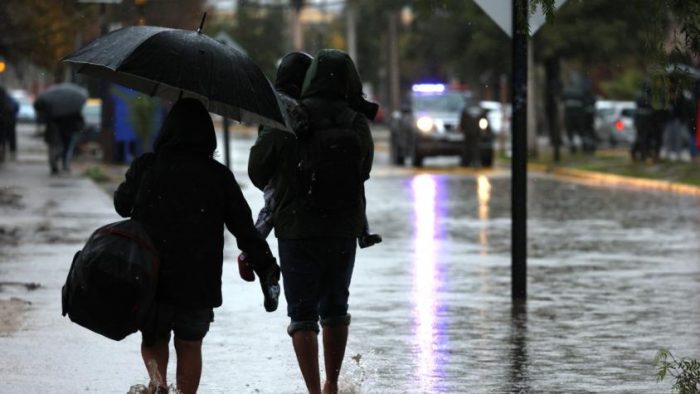 Sistema frontal esta semana en Chile: qué regiones recibirán lluvias esta semana