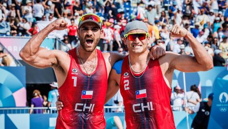 Primos Grimalt avanzan a octavos de final de los JJOO tras retiro de la dupla rival canadiense