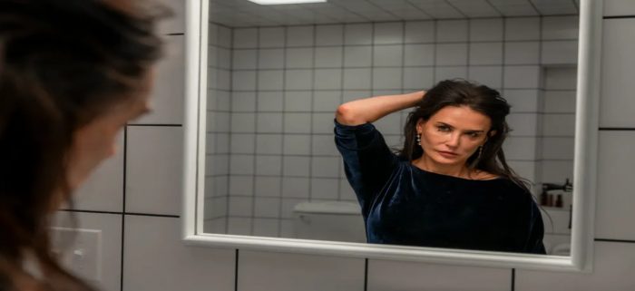 “La sustancia”: sátira repulsiva sobre la belleza hegemónica