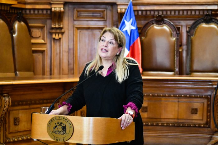 Revelan que ministra Vivanco benefició causas en la CS entre las que figura una de Gonzalo Cisternas