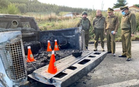 Chalecos antibalas y radios de carabineros asesinados en Cañete estaban a 1 km del lugar del ataque