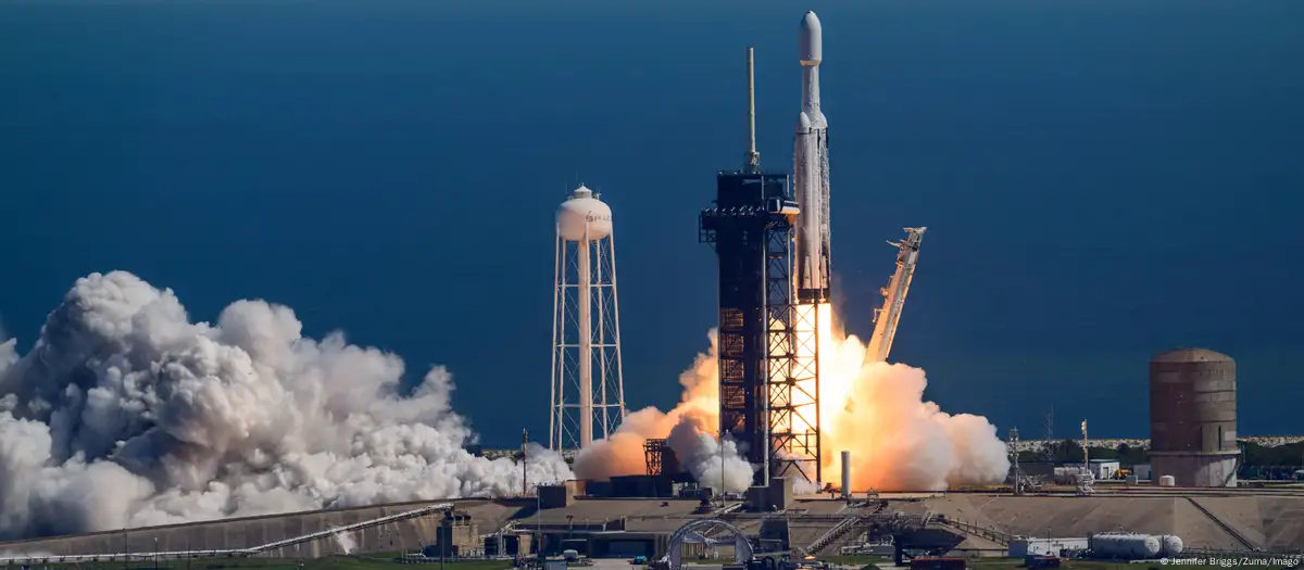 Sonda de la NASA despega rumbo a una luna de Júpiter