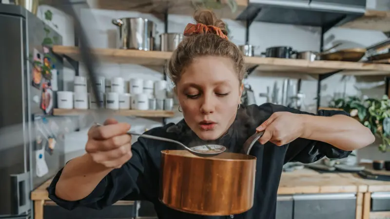 “Supertasters”: por qué algunas personas perciben la comida de manera más intensa