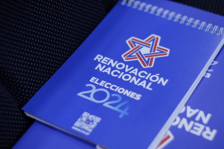 Analista Claudio Fuentes: “RN se convirtió en el partido ancla de Chile Vamos”