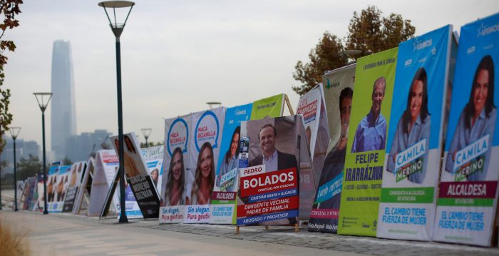 Las sombras de la democracia: ilusiones electorales y el rastro de lo efímero