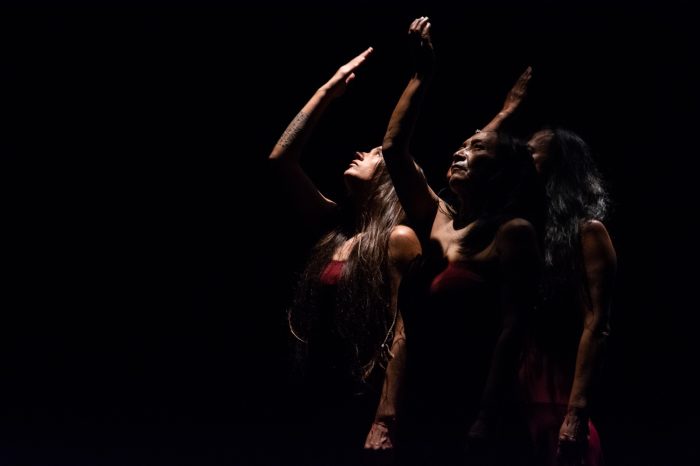 Te Mana Hakaâra, el proyecto teatral que relata la historia de Rapa Nui desde la memoria de mujeres