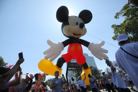 Paris Parade 2024: Fecha, recorrido y sorpresas del evento navideño en Santiago