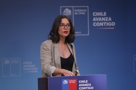 “No nos corresponde estar de comentaristas”: Ministra Vallejo aborda formalización de Monsalve