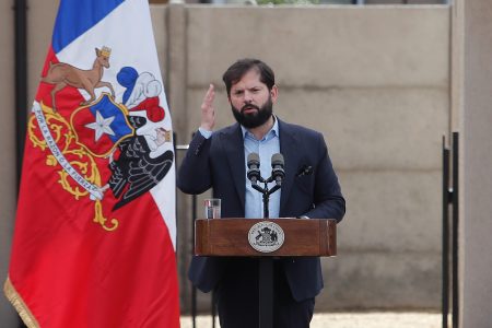 Presidente Boric reaparece en medio de denuncia en su contra: "Que el Gobierno gobierne"