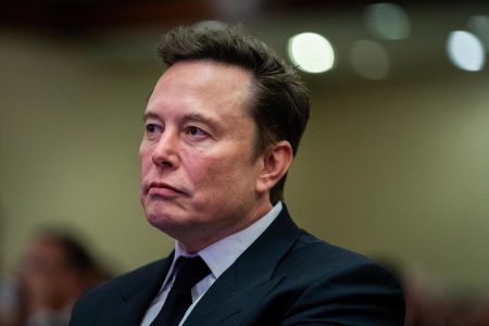 Elon Musk denuncia un ciberataque “masivo” contra X de “un grupo coordinado o un país”