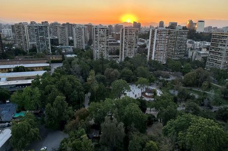 Tenemos que hablar de Chile: litio y crecimiento entre principales oportunidades, según ciudadanos