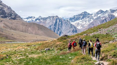 Subir alta montaña en Chile con seguridad: las certificaciones y recomendaciones expertas