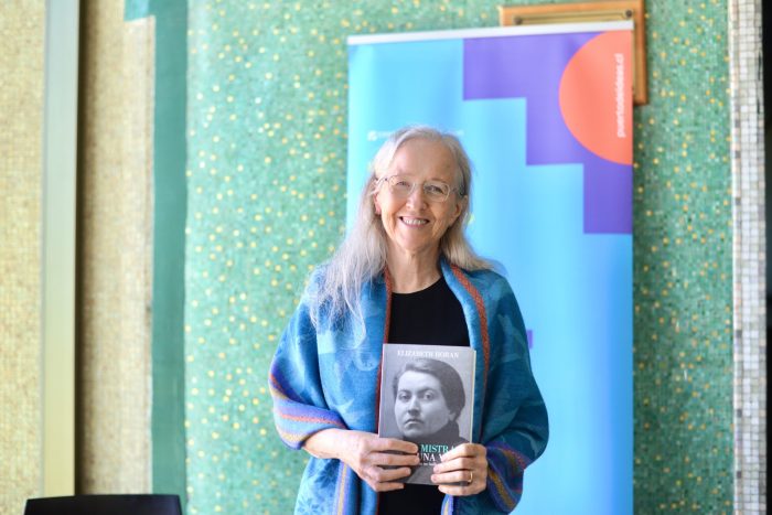 Elizabeth Horan, biógrafa de Gabriela Mistral en Puerto de ideas: “Por muchos años no fue leída”