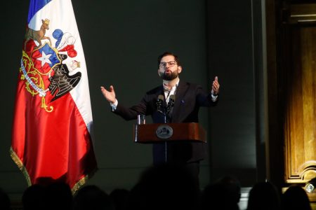 Cena Anual de la Industria: Boric y empresarios ponen crecimiento y reformas en corazón de la agenda