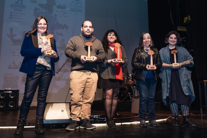 "La Fabulosa Máquina de Cosechar Oro" gana en Festival Internacional de Cine de Chiloé