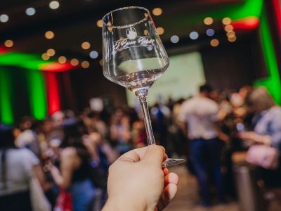 Feria de vinos llega a Providencia con su edición de Navidad