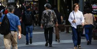 El INE informa que los salarios de los chilenos siguen en aumento