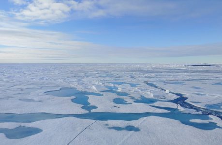 Un nuevo estudio anticipa un Ártico libre de hielo en 2027