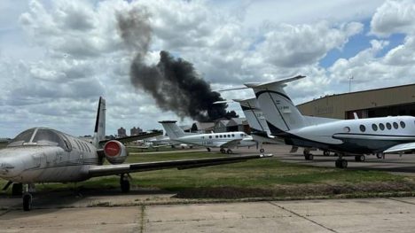 Argentina: avión privado se accidenta y se incendia en la periferia de Buenos Aires