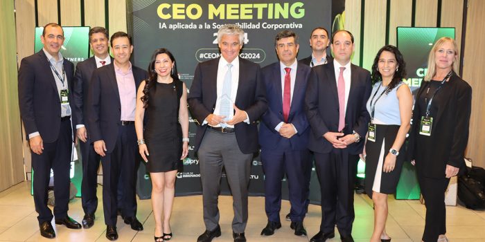 Coopeuch recibe Premio “Innovación con Impacto del Año” por su crédito  Hipotecario Joven