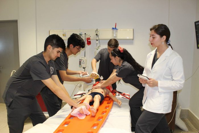 Escuela de Medicina celebra 20 años formando profesionales de la salud en el centro sur de Chile