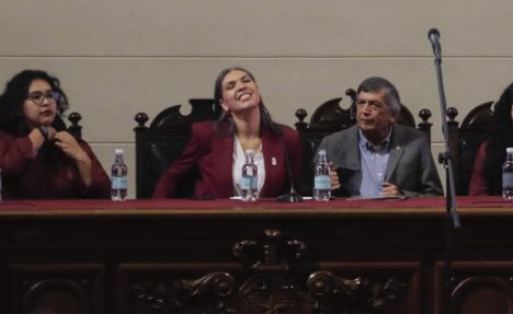 Luchas de poder estallan en el debate del Partido Comunista a horas de las elecciones internas