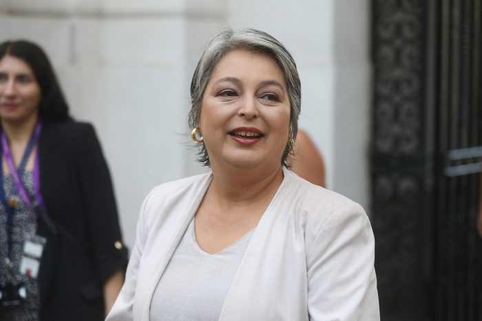 PC ya ve a ministra Jara como carta presidencial: es la "lideresa del mundo popular"